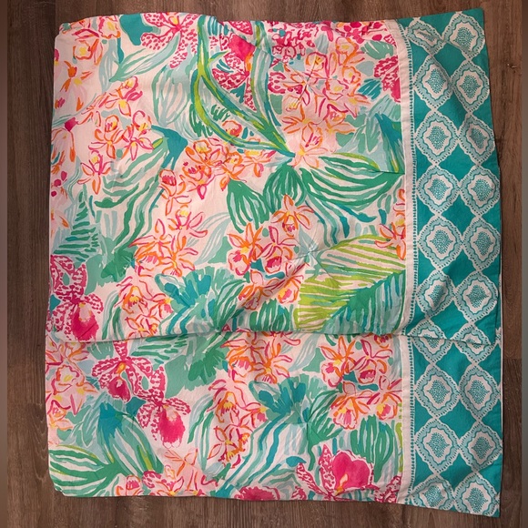 Lilly Pulitzer for Pottery Barn, 2 pillow cases 25x19,  Orchid print - Picture 4 of 12